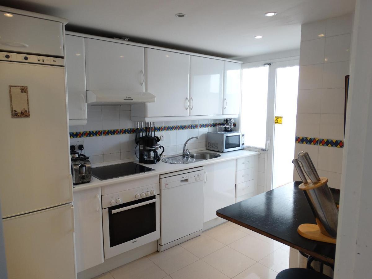 Luxury 3 Bed Townhouse In Puerto Banus *